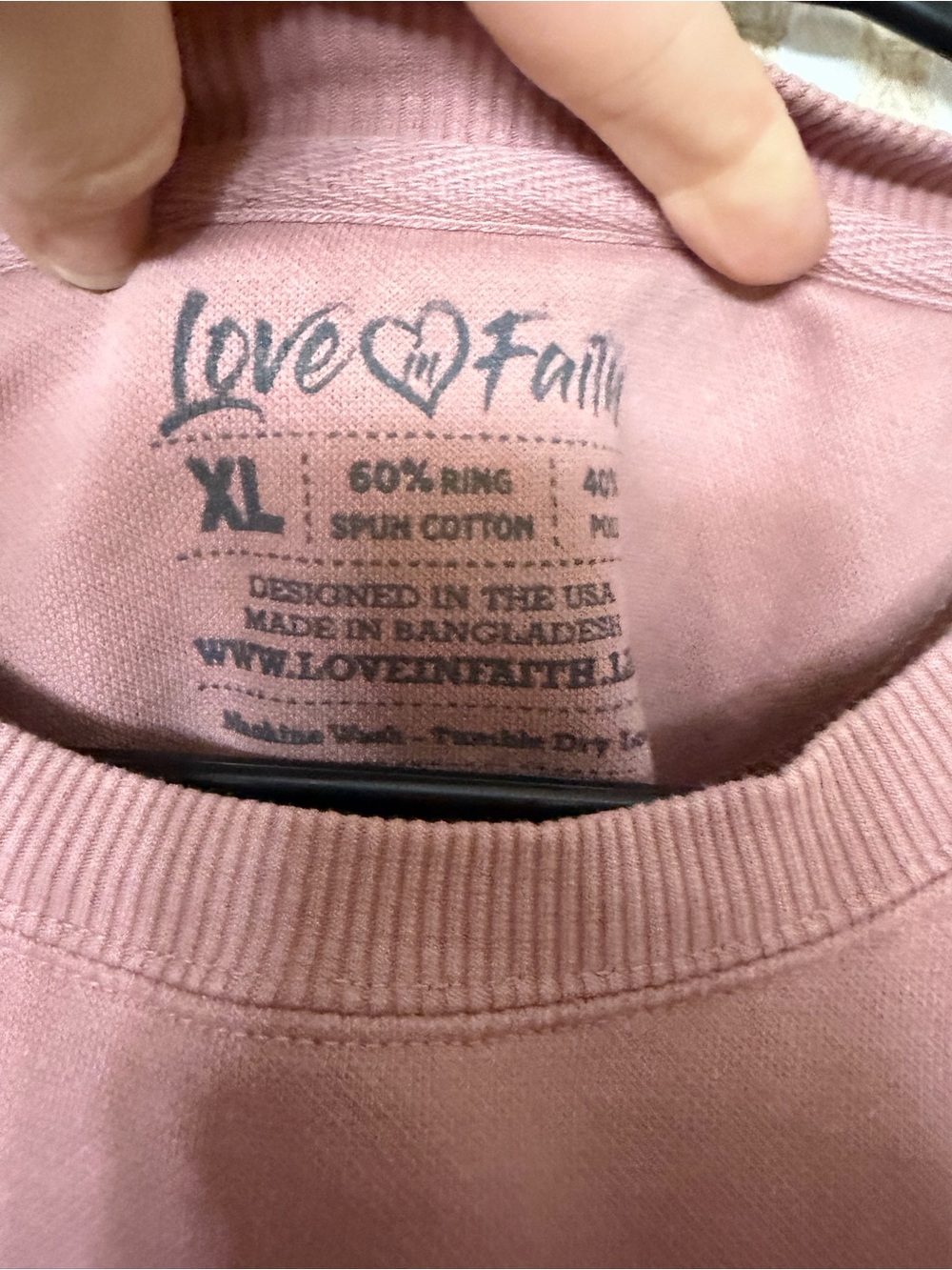 Embroidered 'love like Jesus' Crewneck Sweatshirt in Dusty Rose - Picture 2 of 2